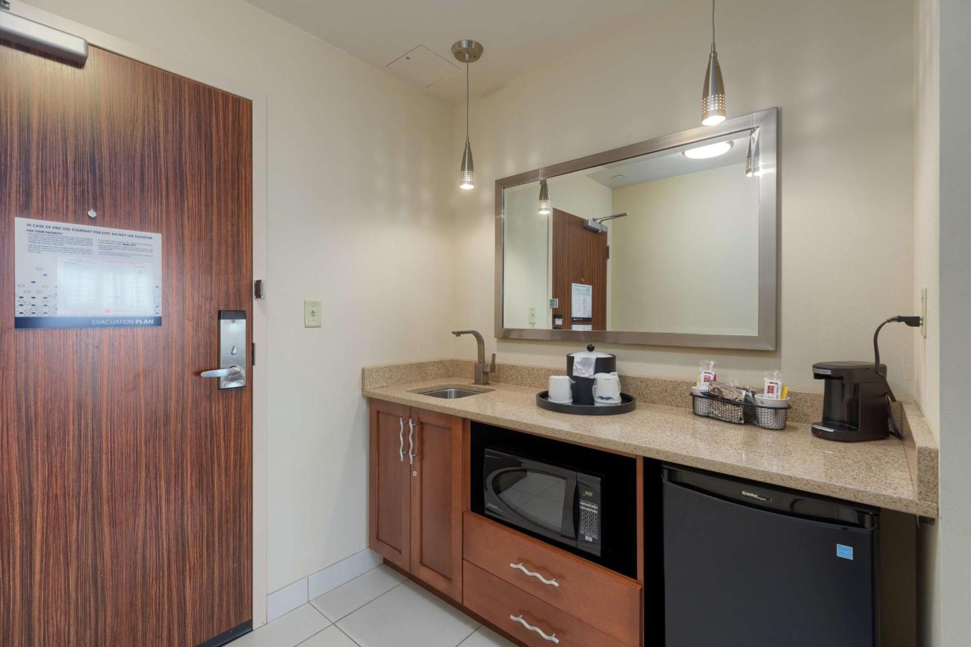 Hampton Inn & Suites Owensboro Downtown Waterfront Eksteriør billede